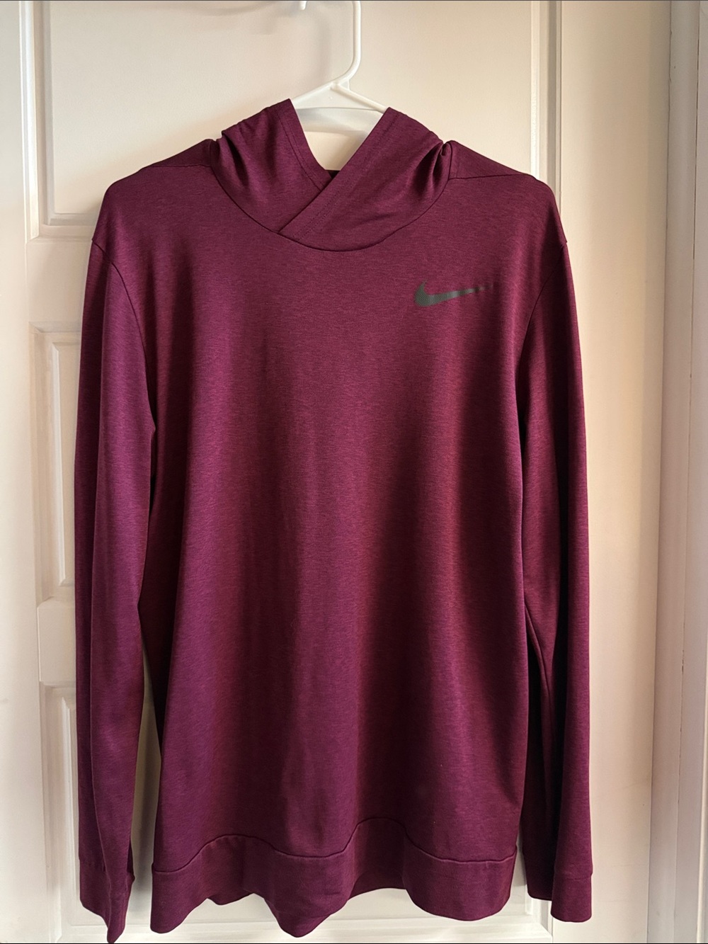 Nike Men's Crewneck Sweater in Burgundy